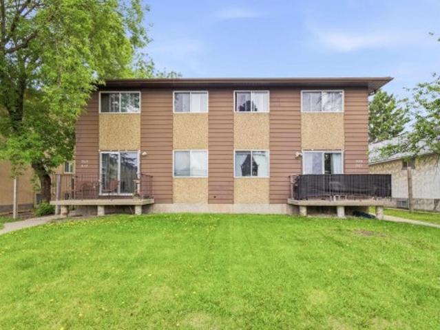 House for sale in Wedgewood, Alberta