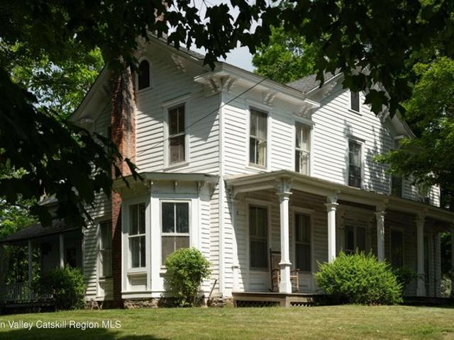 House for sale in Rhinebeck, New York