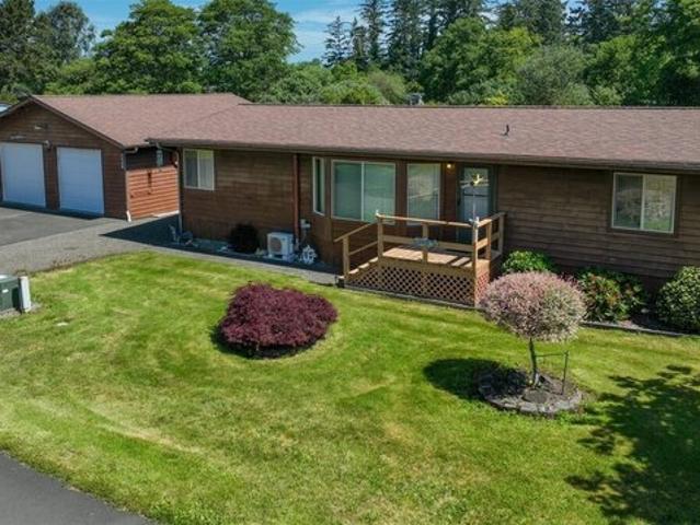 House for sale in Ilwaco, Washington