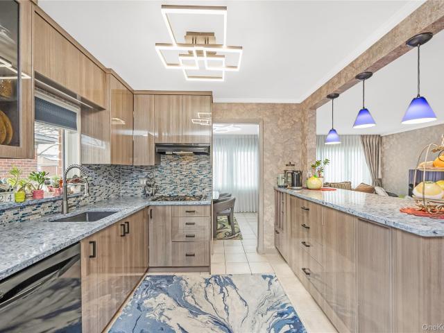 House for sale in Queens, Arverne