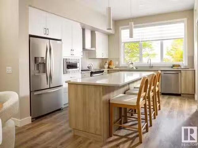 House for sale in St. Vital, Beaumont