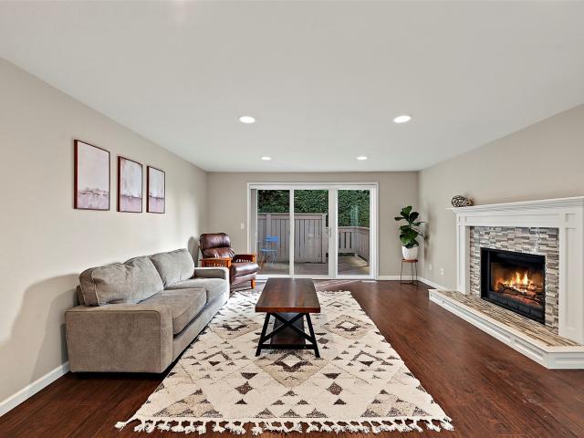 Condo for sale in Hiddenwood West, University Place