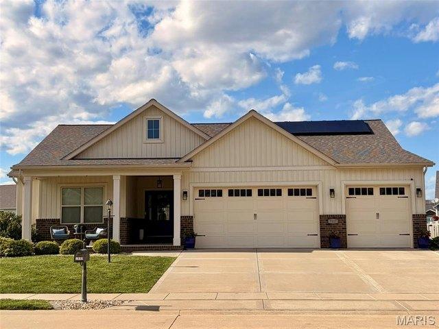 House for sale in Glen Carbon, Illinois