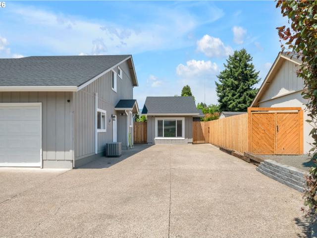 House for sale in Oregonia