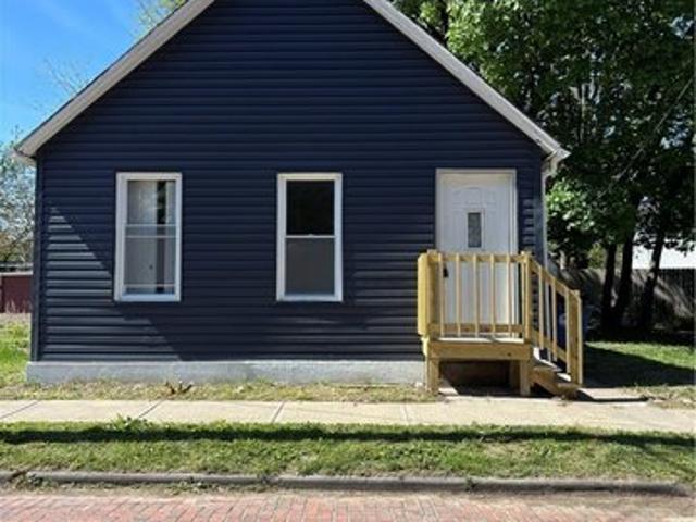 House for sale in Detroit - Shoreway, Cleveland