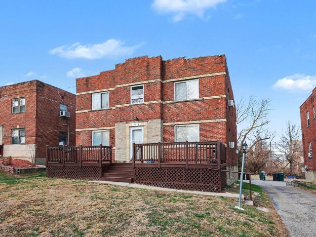 House for sale in Roselawn, Ohio