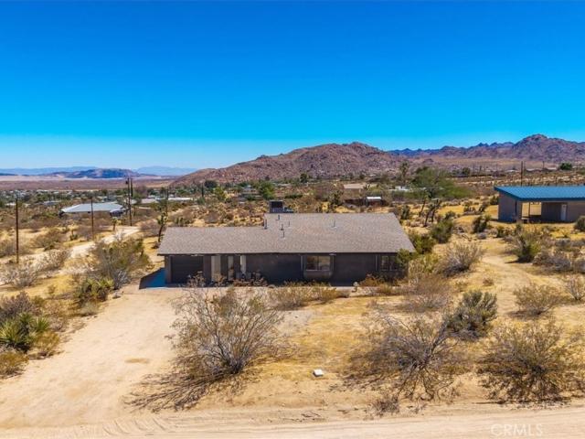 House for sale in Joshua Tree, San Bernardino County