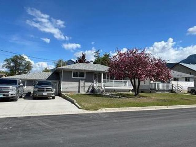 House for sale in Golden, British Columbia