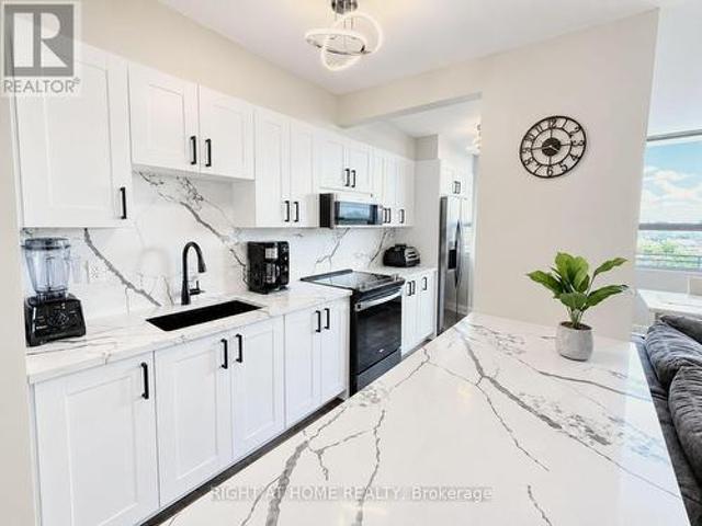 Condo for sale in Scarborough Centre, Toronto