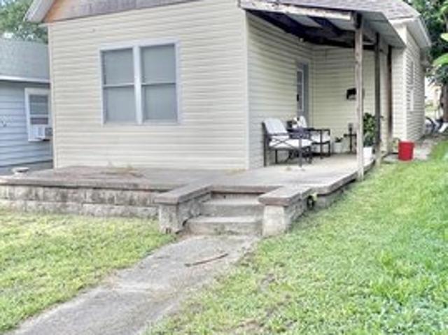 House for sale in Barry, Missouri