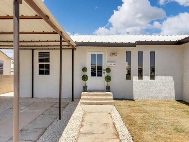 House for sale in Pecos, Texas