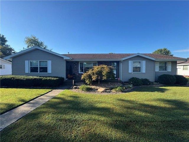 House for sale in Edgar, Illinois