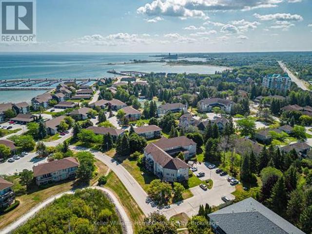 Townhouse for sale in Collingwood, Ontario