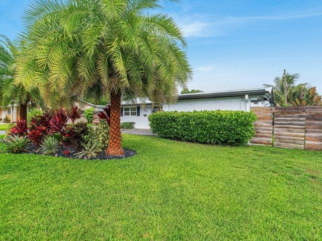 House for sale in Lake Park, Florida