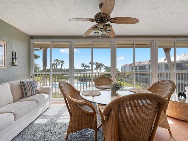 Condo for sale in Holmes Beach, Florida