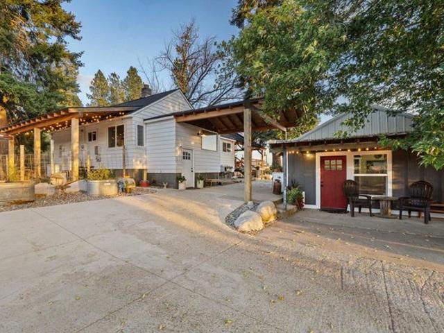 House for sale in Elk, Spokane County
