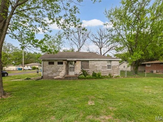 House for sale in South Roxana, Illinois