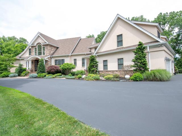 House for sale in Rydal, Pennsylvania