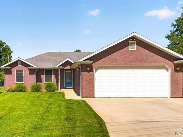 House for sale in Monroe, Illinois