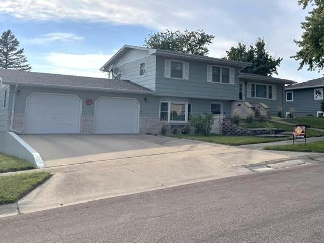 House for sale in Pierre, South Dakota