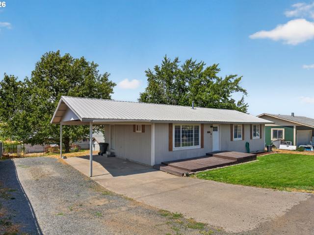 House for sale in Oregonia