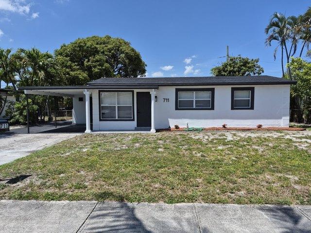 House for sale in Pompano Beach, Florida
