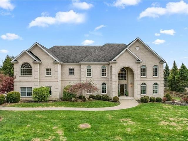 House for sale in Bakerstown, Pennsylvania