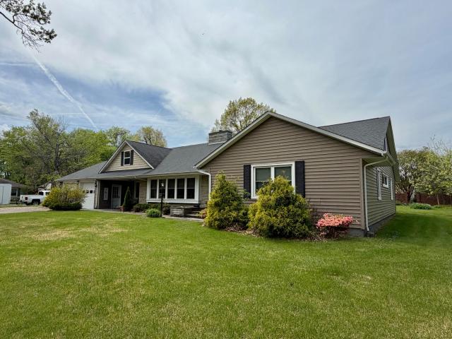 House for sale in Mayfield, Kentucky
