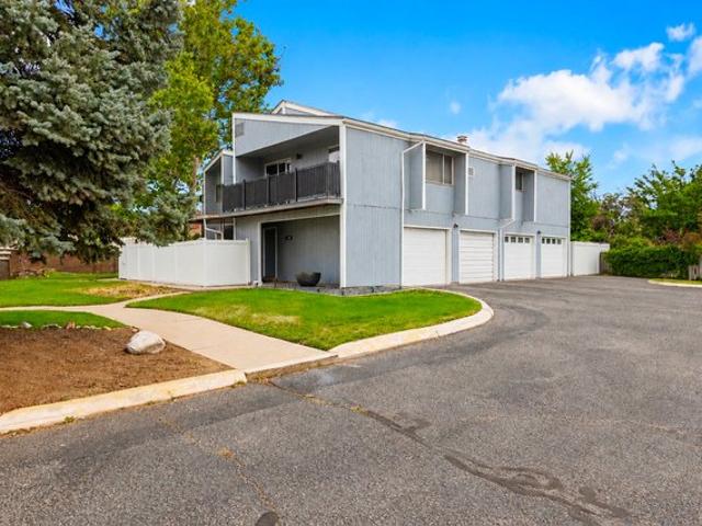 Townhouse for sale in Clearfield, Utah