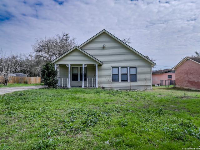 House for sale in Kenedy, Texas