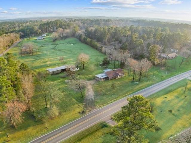 House for sale in Sabine, Texas