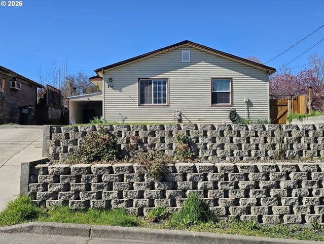 House for sale in Oregonia
