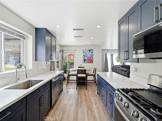 House for sale in Inglewood, California