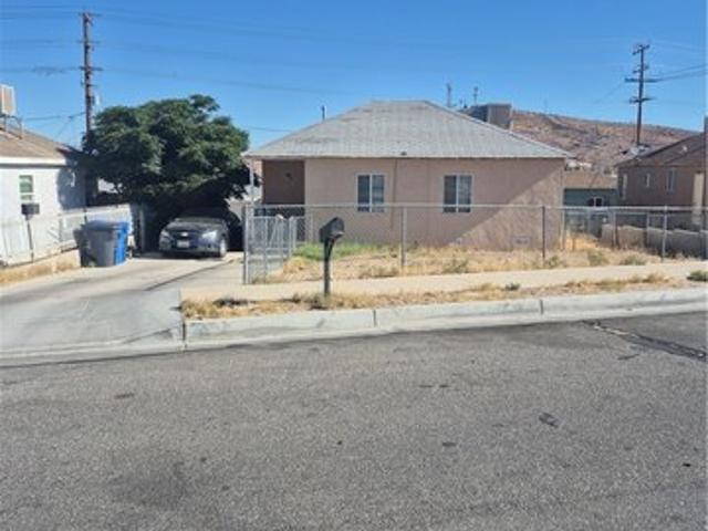 House for sale in Barstow, California