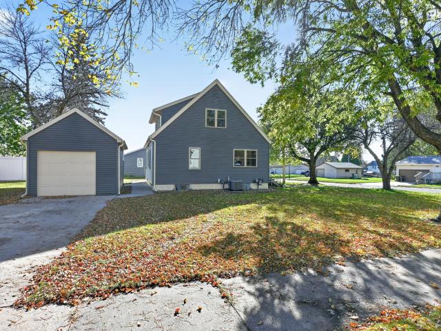 House for sale in Starbuck, Pope County