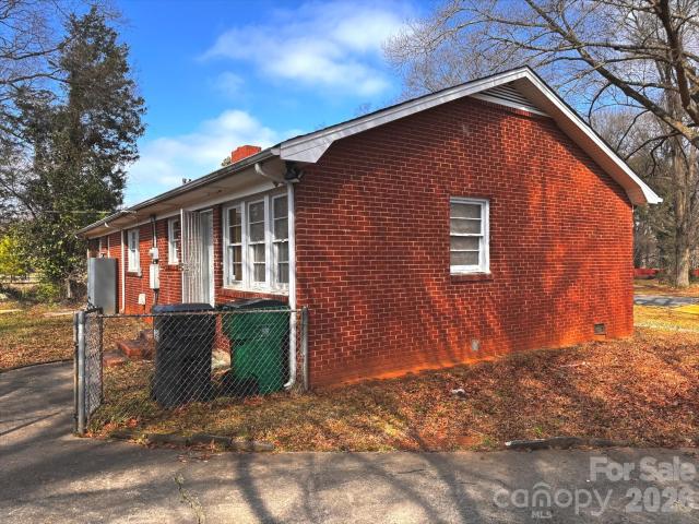 House for sale in Mecklenburg, North Carolina