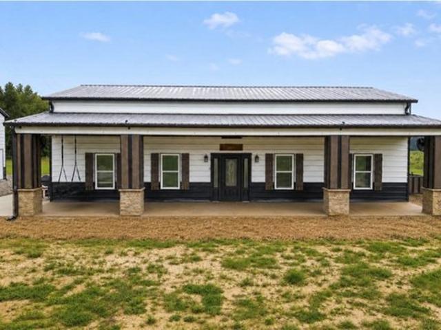 House for sale in Hull, Georgia
