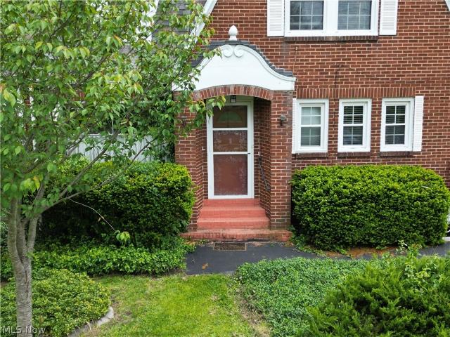 House for sale in Poland, Ohio