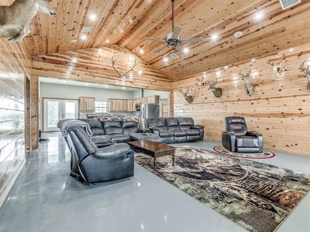 House for sale in Allen, Oklahoma