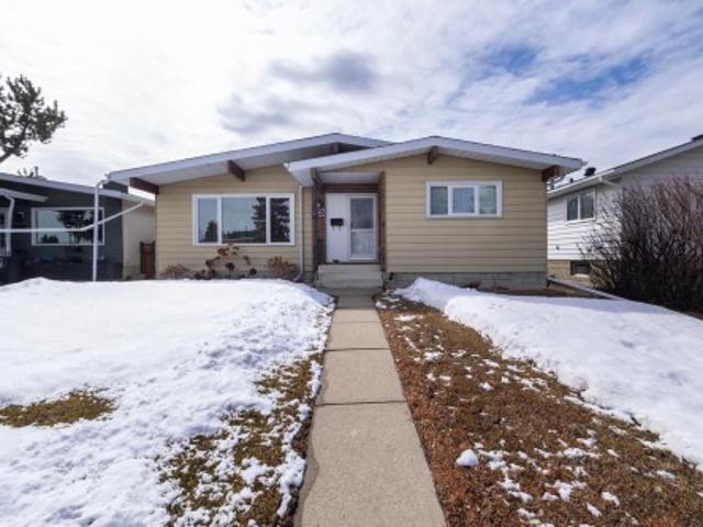 House for sale in Wedgewood, Alberta