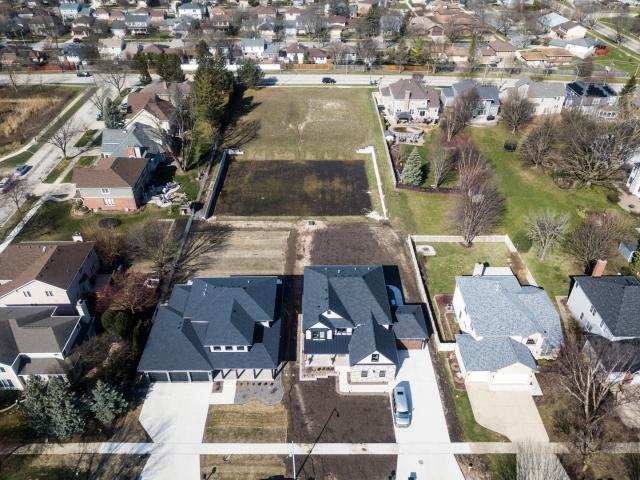 Land for sale in Downers Grove Land for sale in Downers Grove