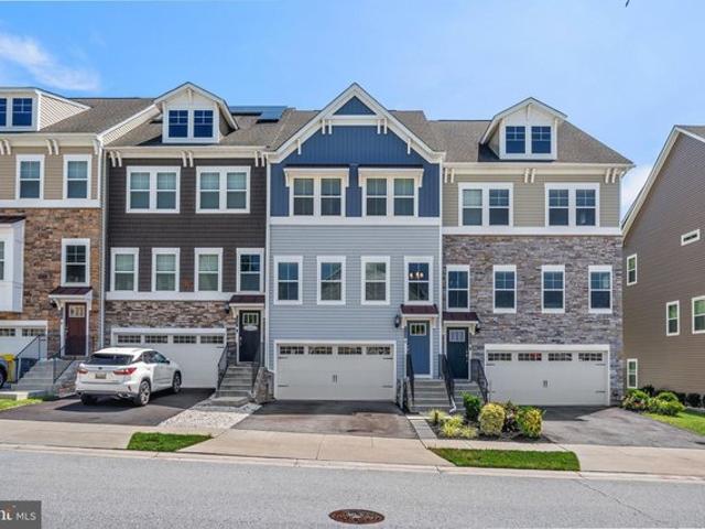 Townhouse for sale in Glen Burnie, Maryland