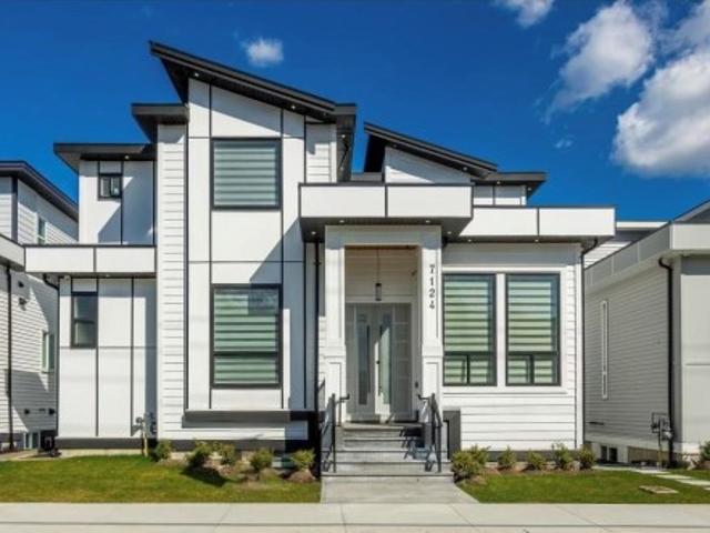 House for sale in Surrey, British Columbia