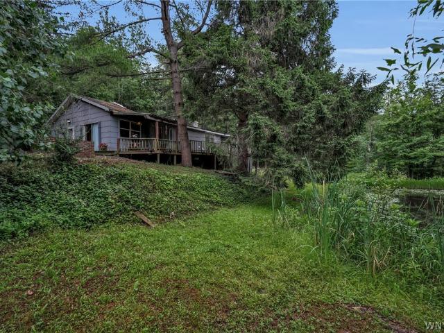 House for sale in Town of Boston, Erie County