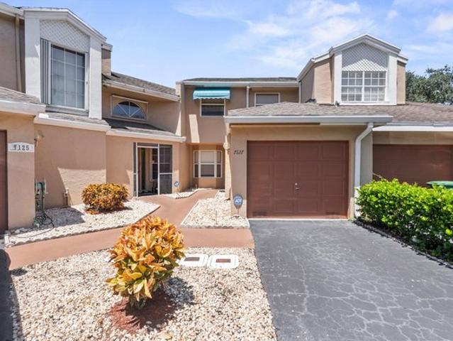 Townhouse for sale in Tamarac, Broward County