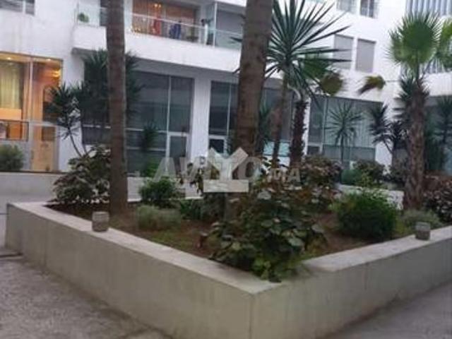 Local commercial vente à Anfa, Gharb-Chrarda-Beni Hssen