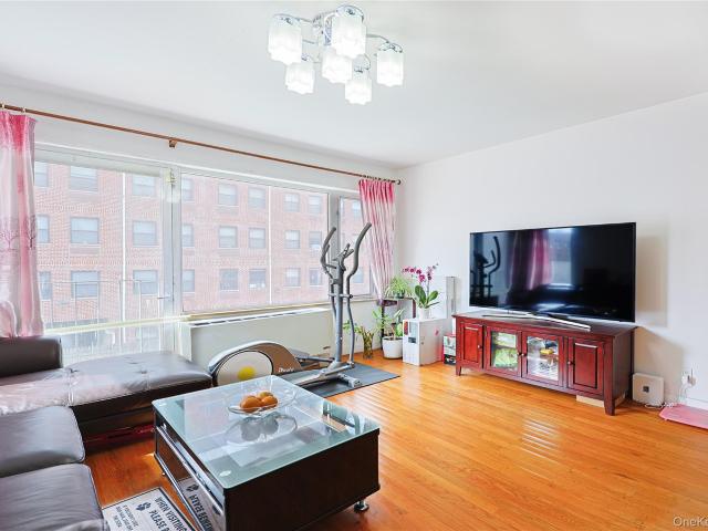 Condo for sale in Queens, Arverne