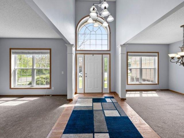House for sale in Cottage Grove, Minnesota