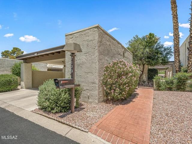 Townhouse for sale in Tucson, Arizona