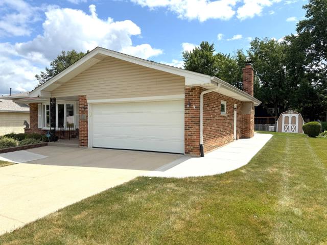 House for sale in Darien, Illinois
